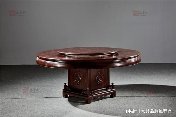 红木餐桌方圆之选：适配生活场景是关键AG真人百家乐微凹黄檀工厂·万事红(图3)