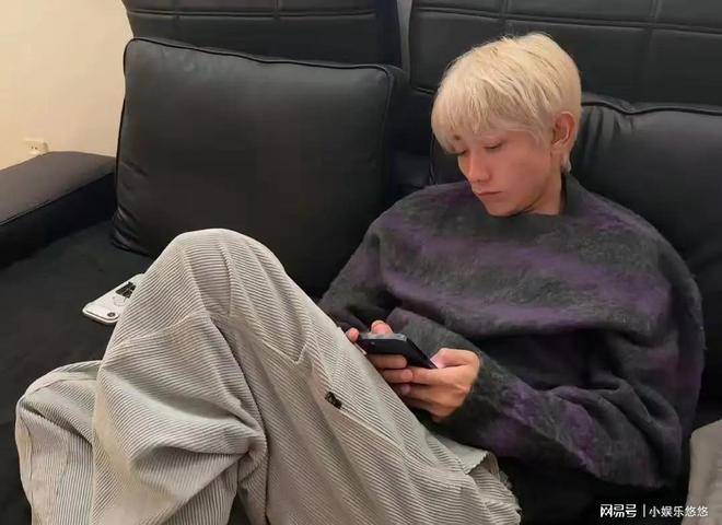 新家又大又豪别人都大叔了他还像个小孩子AG真人平台app张一山跟发小聚会！(图2)